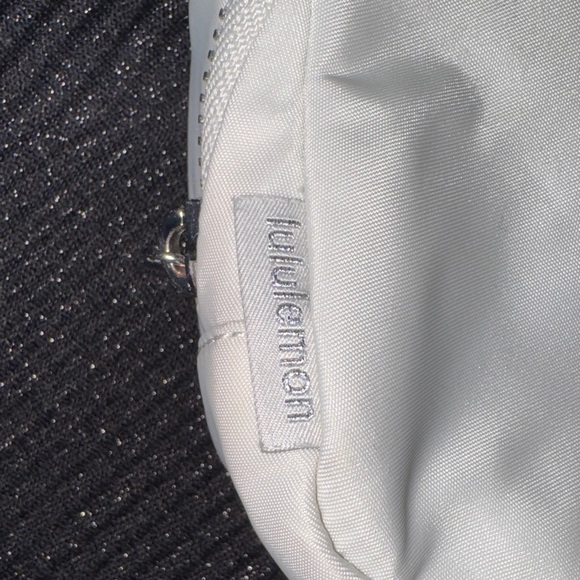 lululemon athletica Cream Crossbody Bag - Picture 2 of 14